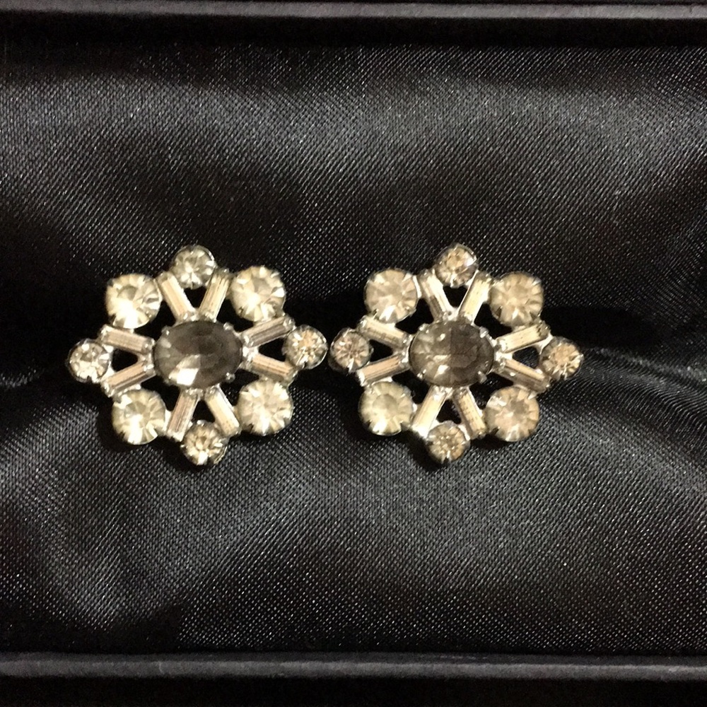 Vintage Rhinestone Earrings - Picture 2 of 4